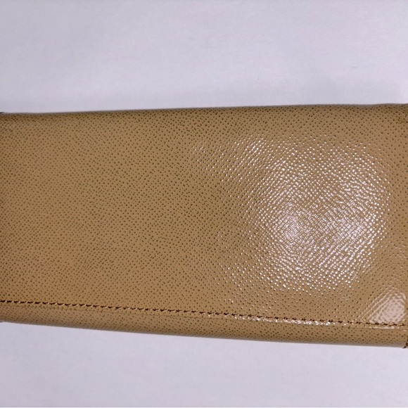 NWOT Burberry Authentic Leather Continental Wallet (Tan) Hardware ๐ No scratches - Picture 2 of 4